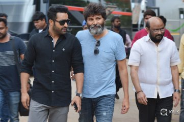 Aravindha Sametha Working Stills